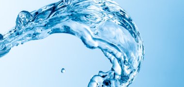 53_2-Wasserhygiene-Trinkwasser Eine Welle von Wasser