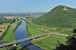 Ausblick auf die Weser und das Kaiser-Wilhelm-Denkmal
